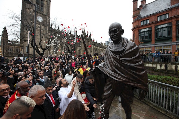 Unveiling of Gandhi Statue at Manchester Cathedral